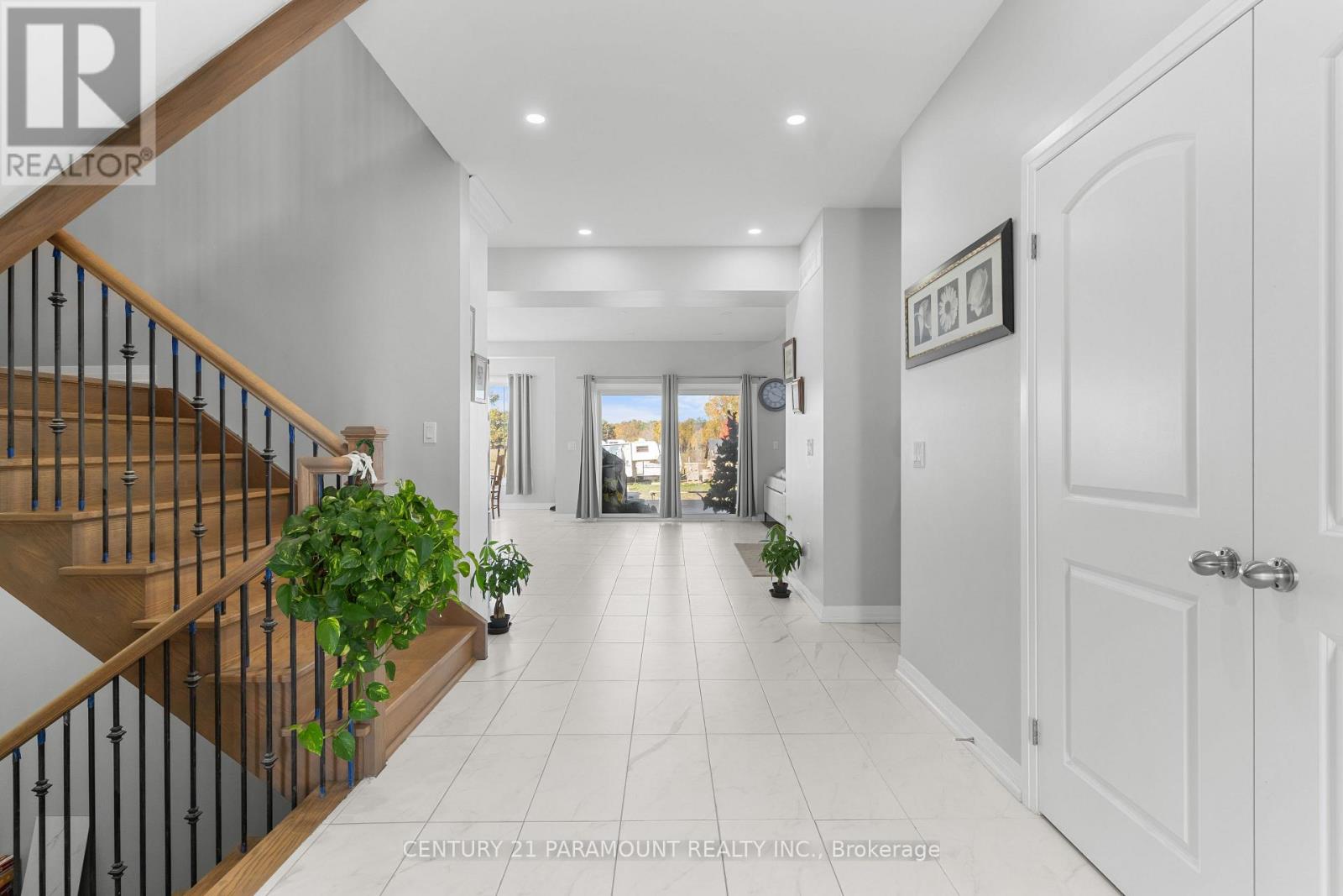 129 South Pelham Road, Welland, Ontario  L3B 5N8 - Photo 9 - X12467428