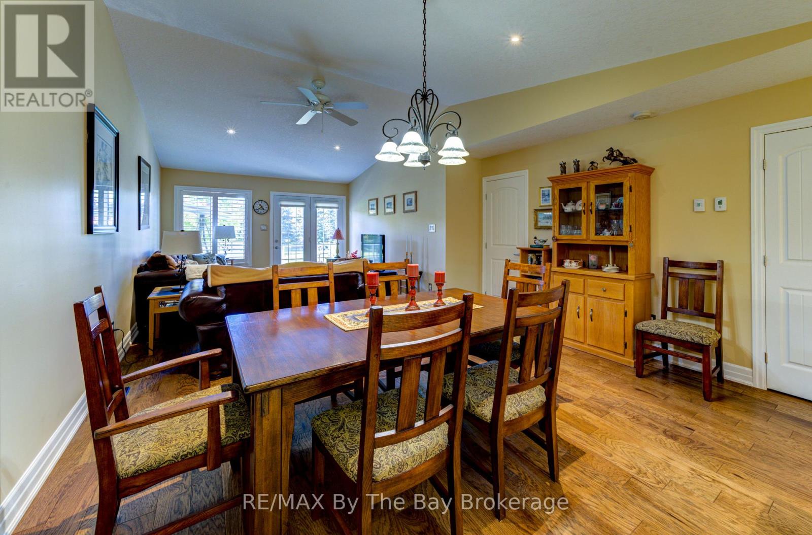122 Greenway Drive, Wasaga Beach, Ontario  L9Z 0E6 - Photo 16 - S12467481