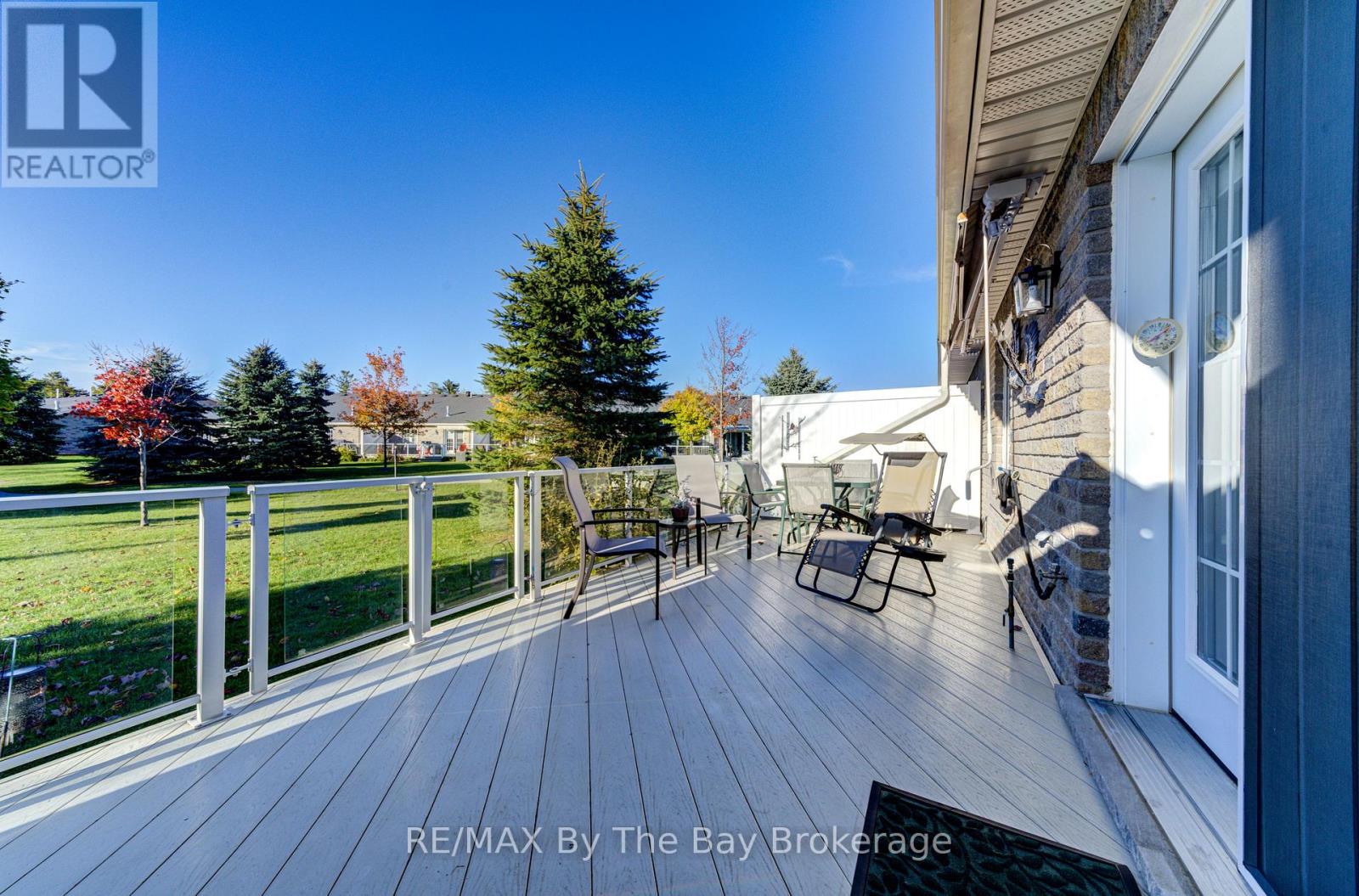 122 Greenway Drive, Wasaga Beach, Ontario  L9Z 0E6 - Photo 31 - S12467481