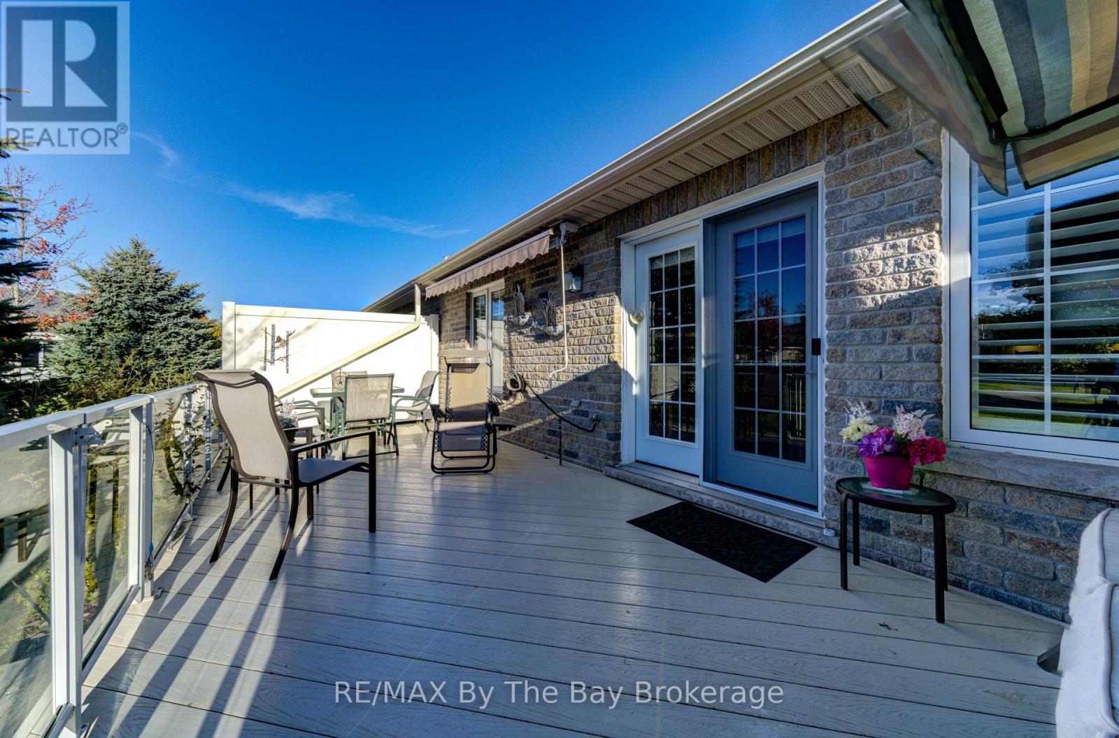 122 Greenway Drive, Wasaga Beach, Ontario  L9Z 0E6 - Photo 32 - S12467481