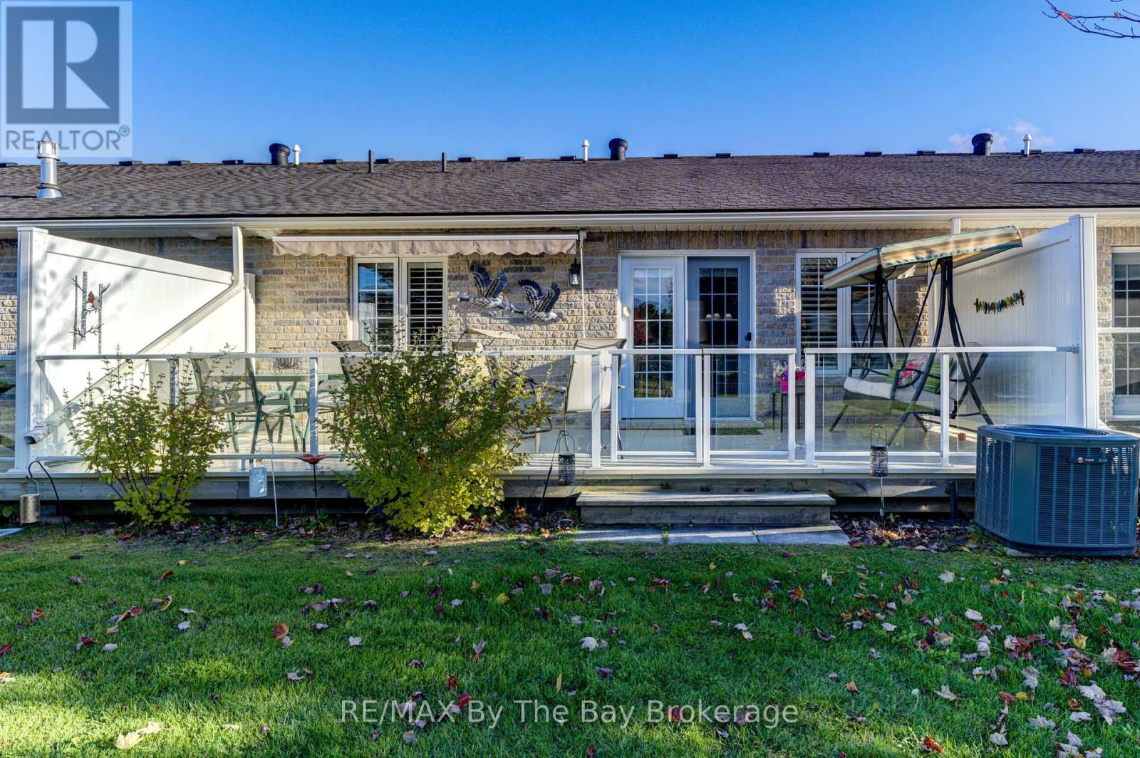 122 Greenway Drive, Wasaga Beach, Ontario  L9Z 0E6 - Photo 36 - S12467481