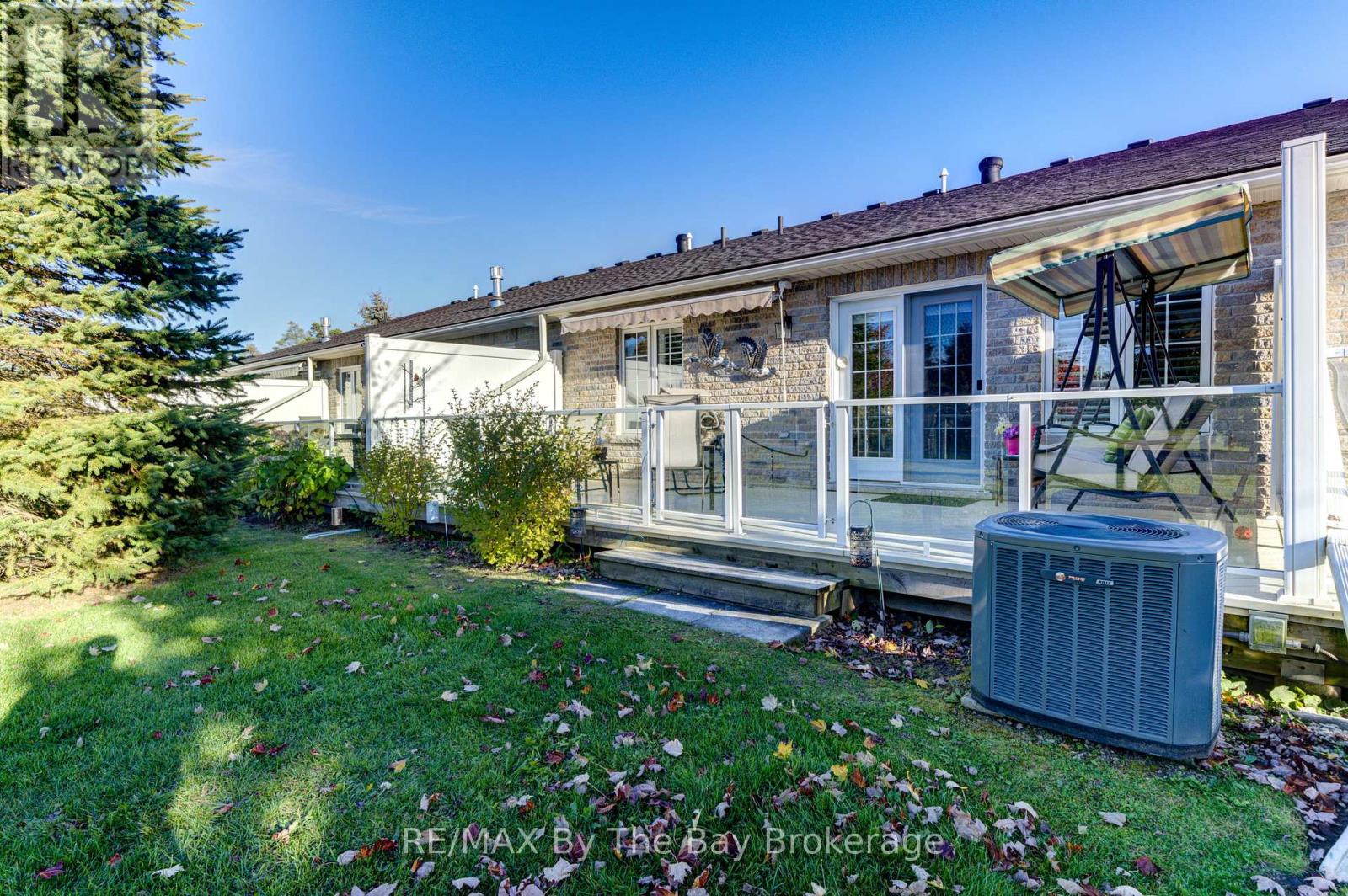 122 Greenway Drive, Wasaga Beach, Ontario  L9Z 0E6 - Photo 37 - S12467481
