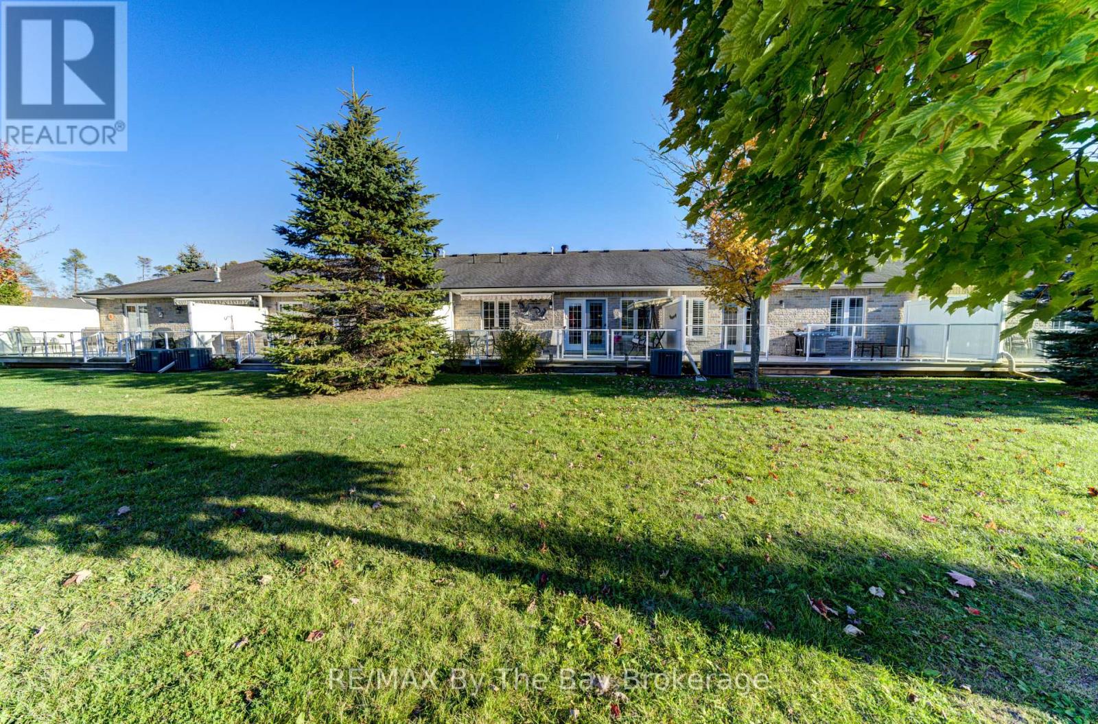 122 Greenway Drive, Wasaga Beach, Ontario  L9Z 0E6 - Photo 38 - S12467481