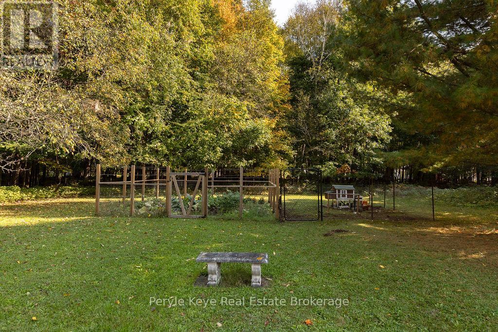 71 Deer Lake Road, Huntsville, Ontario  P0B 1L0 - Photo 15 - X12467485