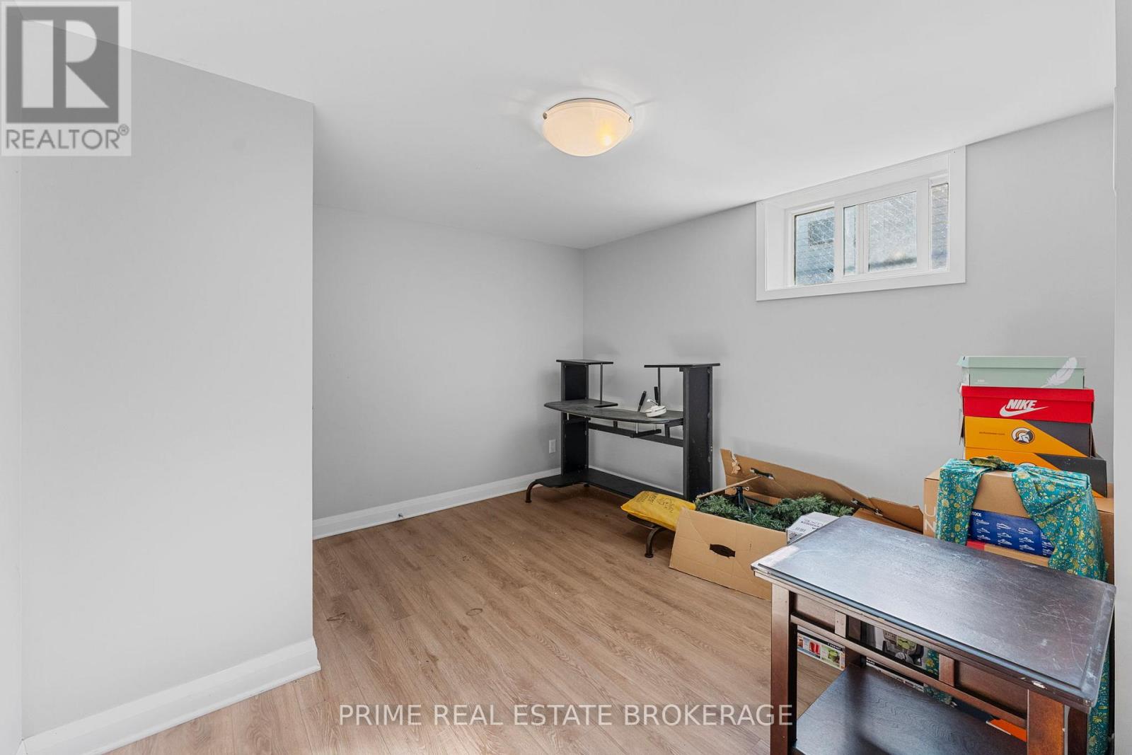 231 Greenwood Avenue, London South, Ontario  N6J 3G5 - Photo 11 - X12467479