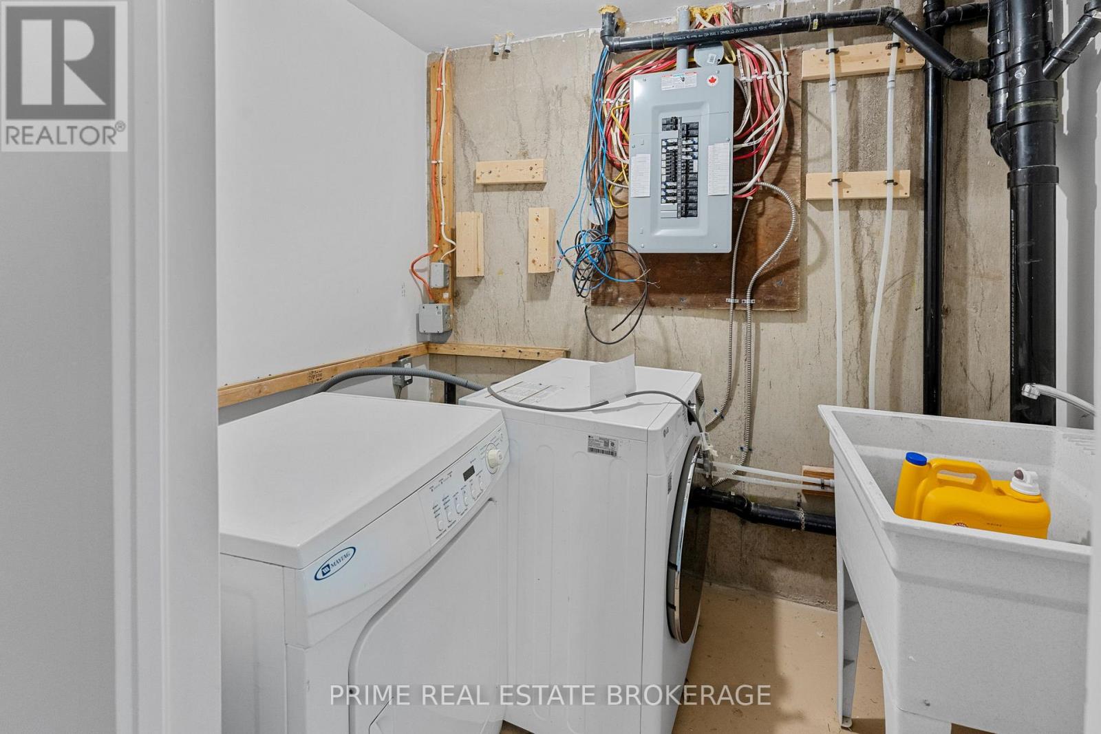 231 Greenwood Avenue, London South, Ontario  N6J 3G5 - Photo 16 - X12467479