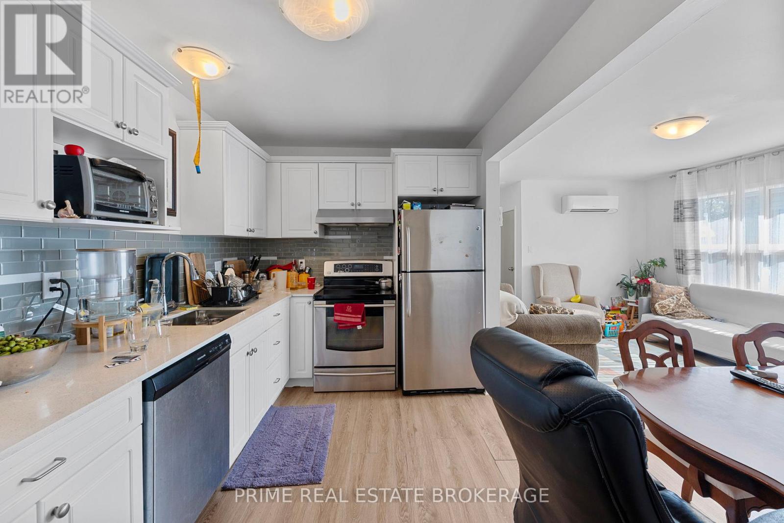 231 Greenwood Avenue, London South, Ontario  N6J 3G5 - Photo 33 - X12467479