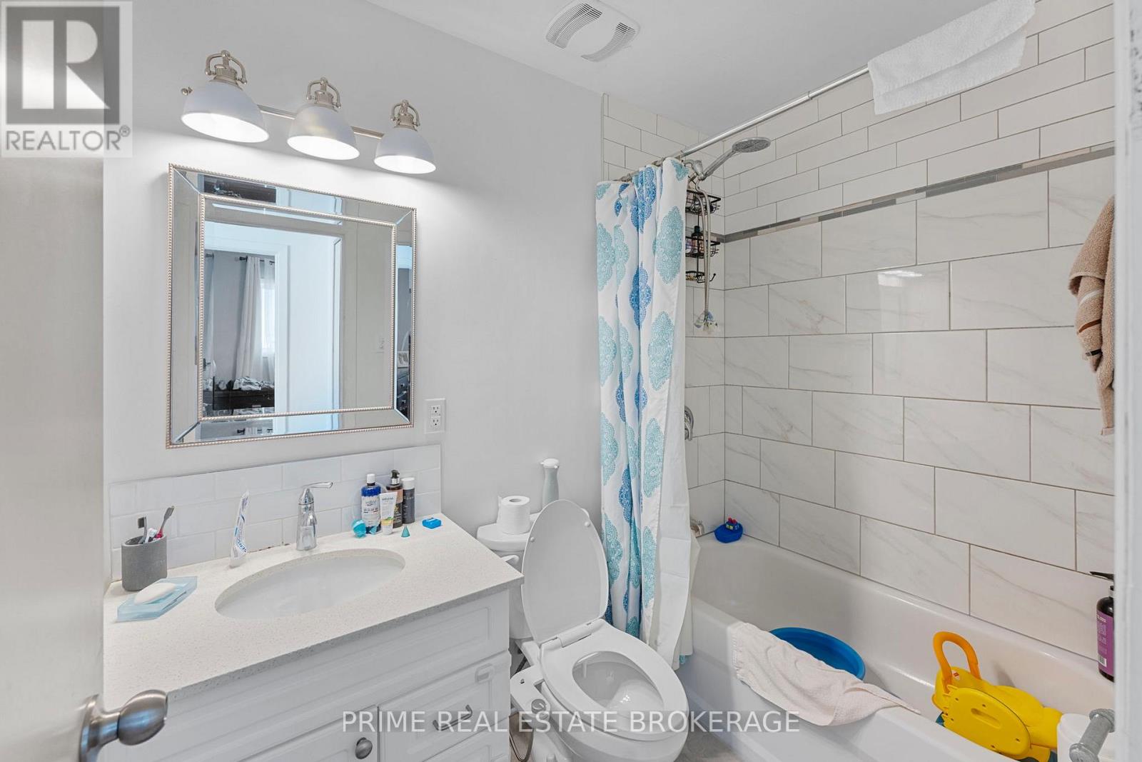 231 Greenwood Avenue, London South, Ontario  N6J 3G5 - Photo 38 - X12467479