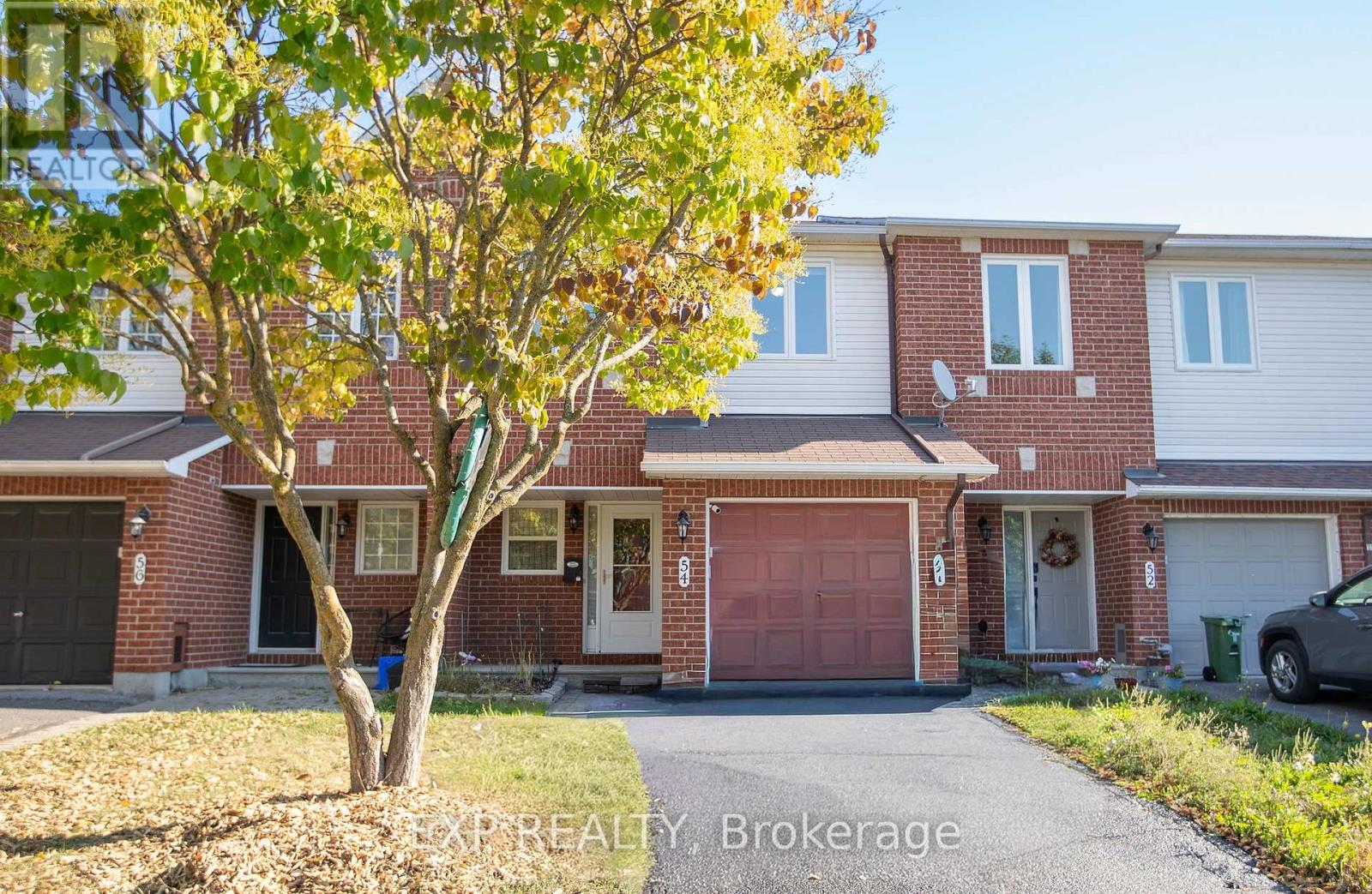 54 SHEPPARD'S GLEN AVENUE, Ottawa, Ontario