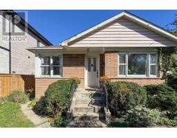 35 MUIR DRIVE, Toronto, Ontario