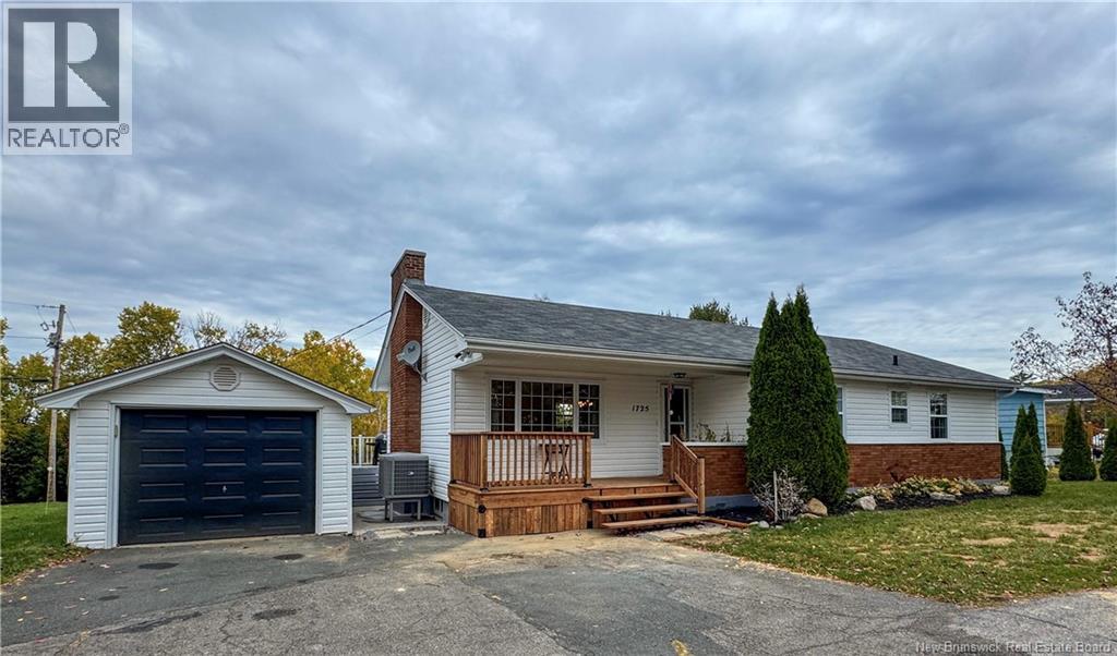 1725 Lilac, Bathurst, New Brunswick