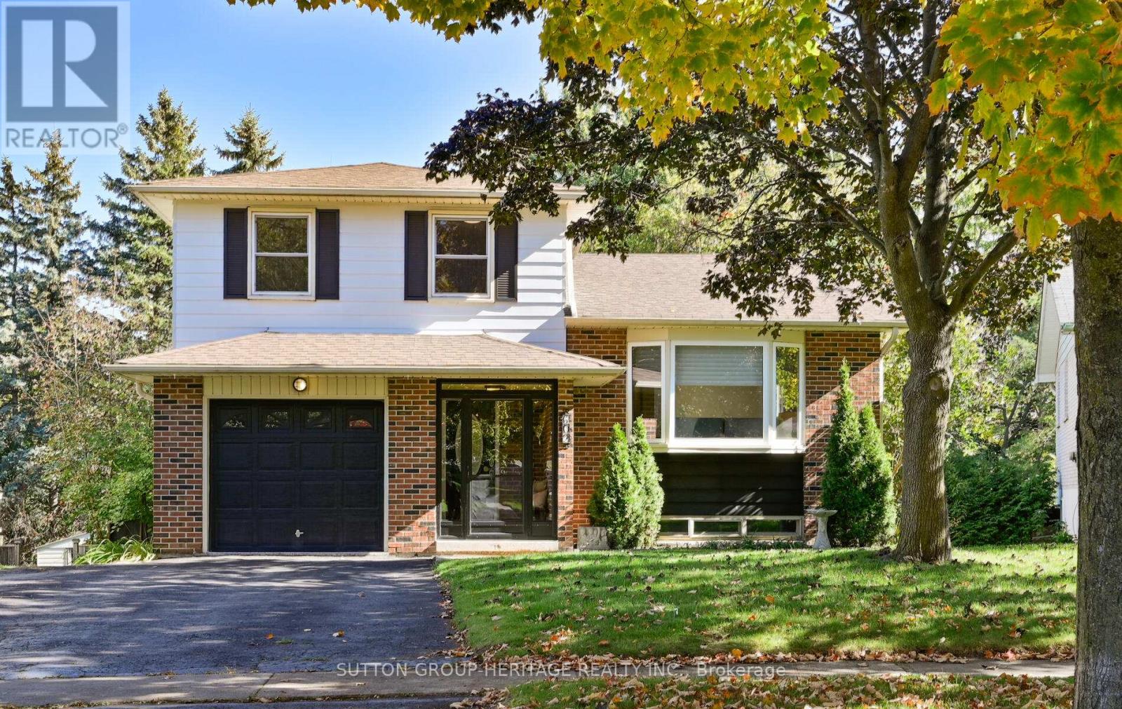 602 ANTIGUA CRESCENT, Oshawa, Ontario