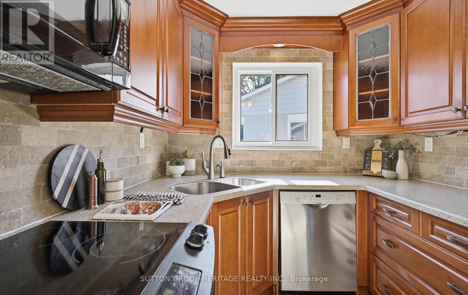 602 Antigua Crescent, Oshawa, Ontario  L1J 6B4 - Photo 19 - E12467468