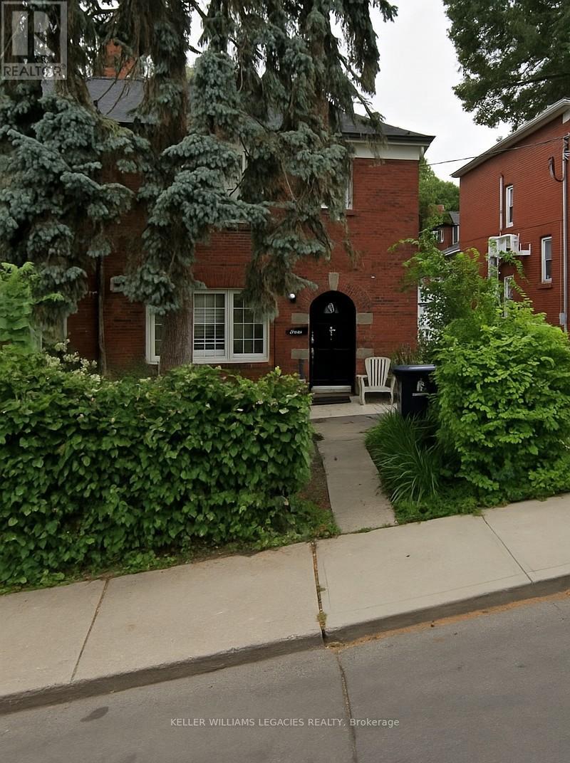 140 Bellefair Avenue, Toronto, Ontario  M4L 3T9 - Photo 2 - E12467477