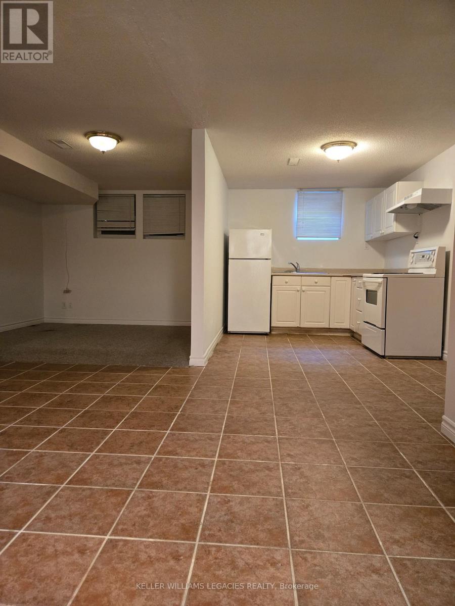 140 Bellefair Avenue, Toronto, Ontario  M4L 3T9 - Photo 24 - E12467477