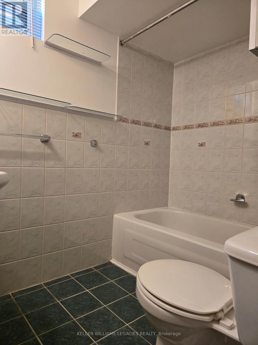 140 Bellefair Avenue, Toronto, Ontario  M4L 3T9 - Photo 27 - E12467477