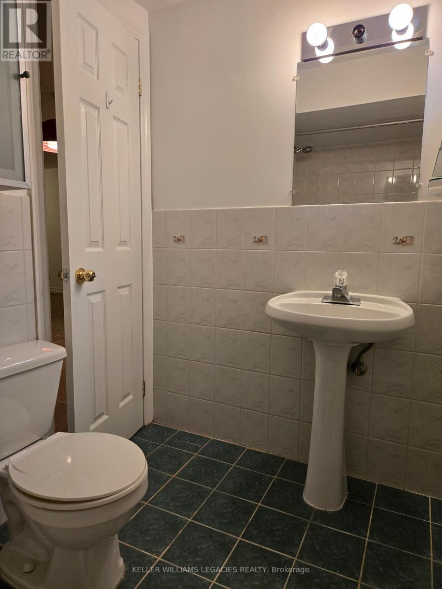 140 Bellefair Avenue, Toronto, Ontario  M4L 3T9 - Photo 28 - E12467477