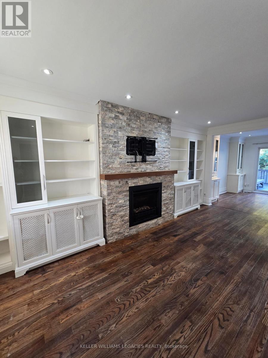 140 Bellefair Avenue, Toronto, Ontario  M4L 3T9 - Photo 5 - E12467477
