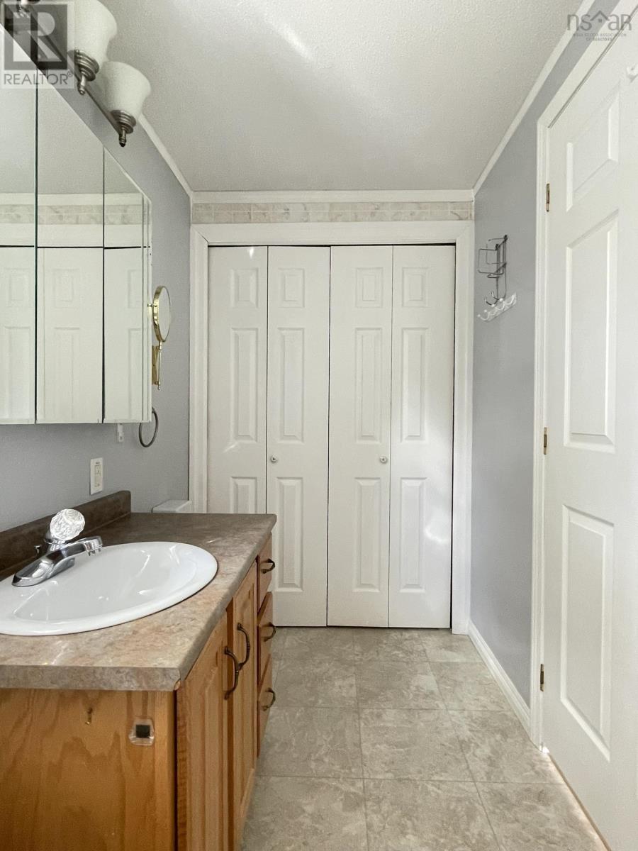 5 First Street, Lucasville, Nova Scotia  B4B 1P8 - Photo 5 - 202524893