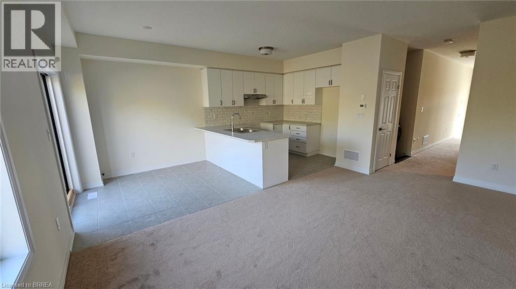 660 Colborne Street W Unit# 25, Brantford, Ontario  N3T 0Y7 - Photo 4 - 40779851