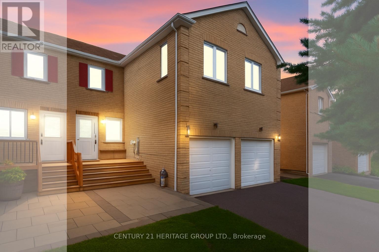112 SANDFIELD DRIVE, Aurora, Ontario
