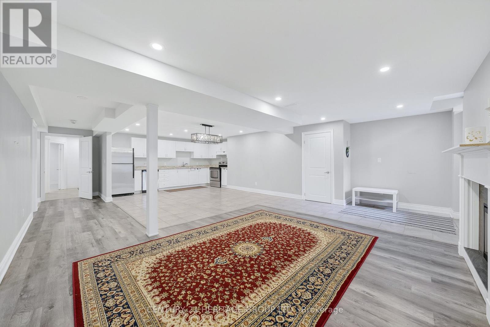 90 Gibson Circle, Bradford West Gwillimbury, Ontario  L3Z 0W9 - Photo 35 - N12467467