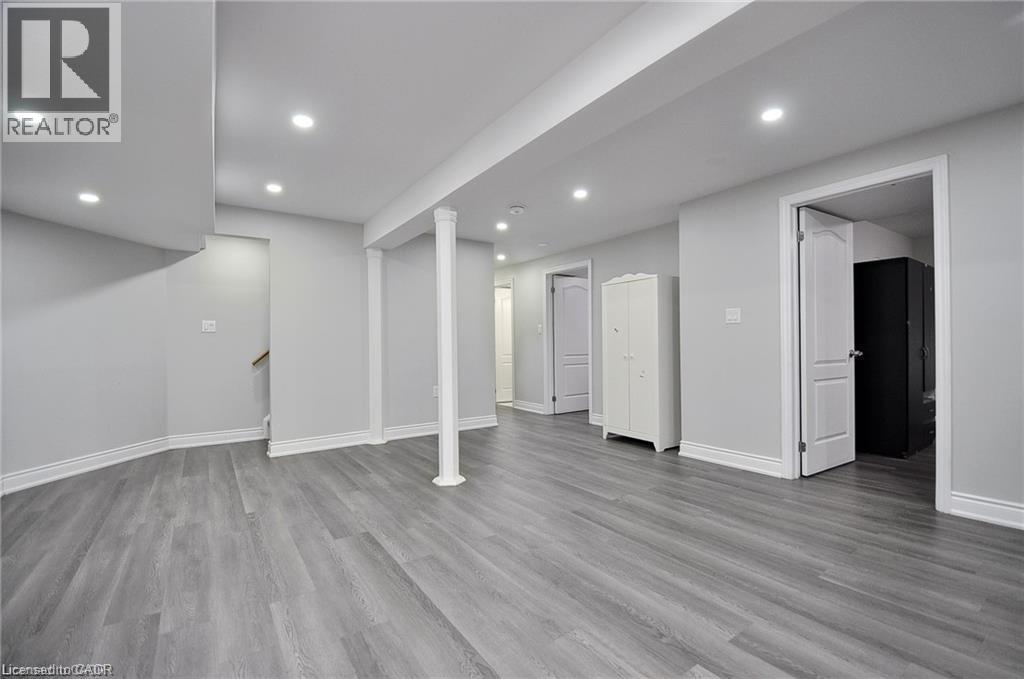 33 Bankside Drive, Kitchener, Ontario  N2N 3L3 - Photo 7 - 40769666