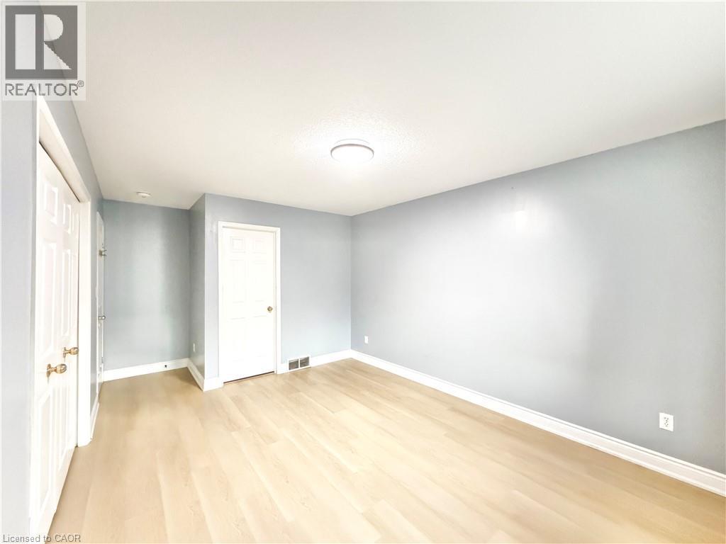 33 Bankside Drive, Kitchener, Ontario  N2N 3L3 - Photo 20 - 40769666