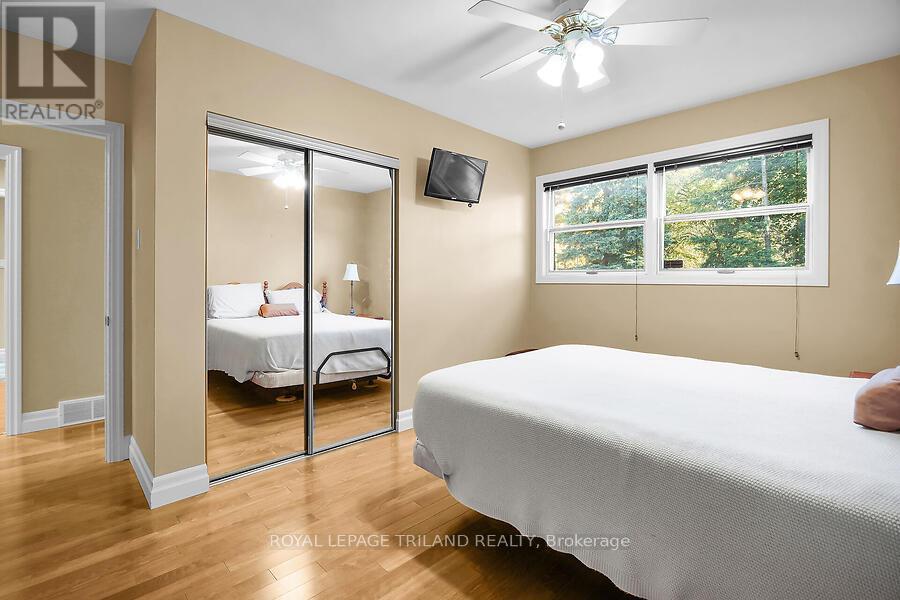 440 Beachwood Avenue, London South, Ontario  N6J 3K1 - Photo 13 - X12467507