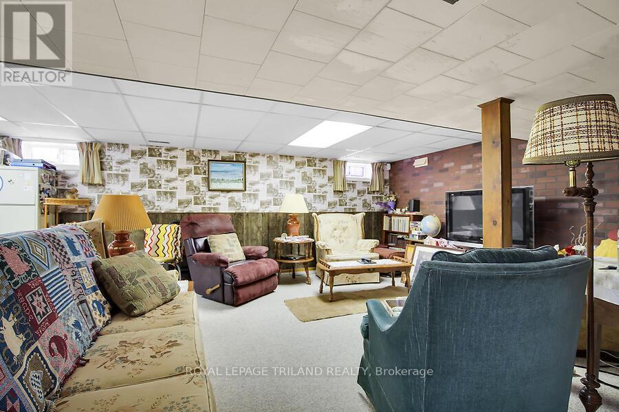 440 Beachwood Avenue, London South, Ontario  N6J 3K1 - Photo 19 - X12467507