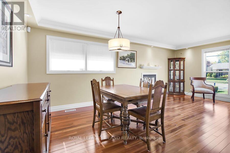 440 Beachwood Avenue, London South, Ontario  N6J 3K1 - Photo 7 - X12467507