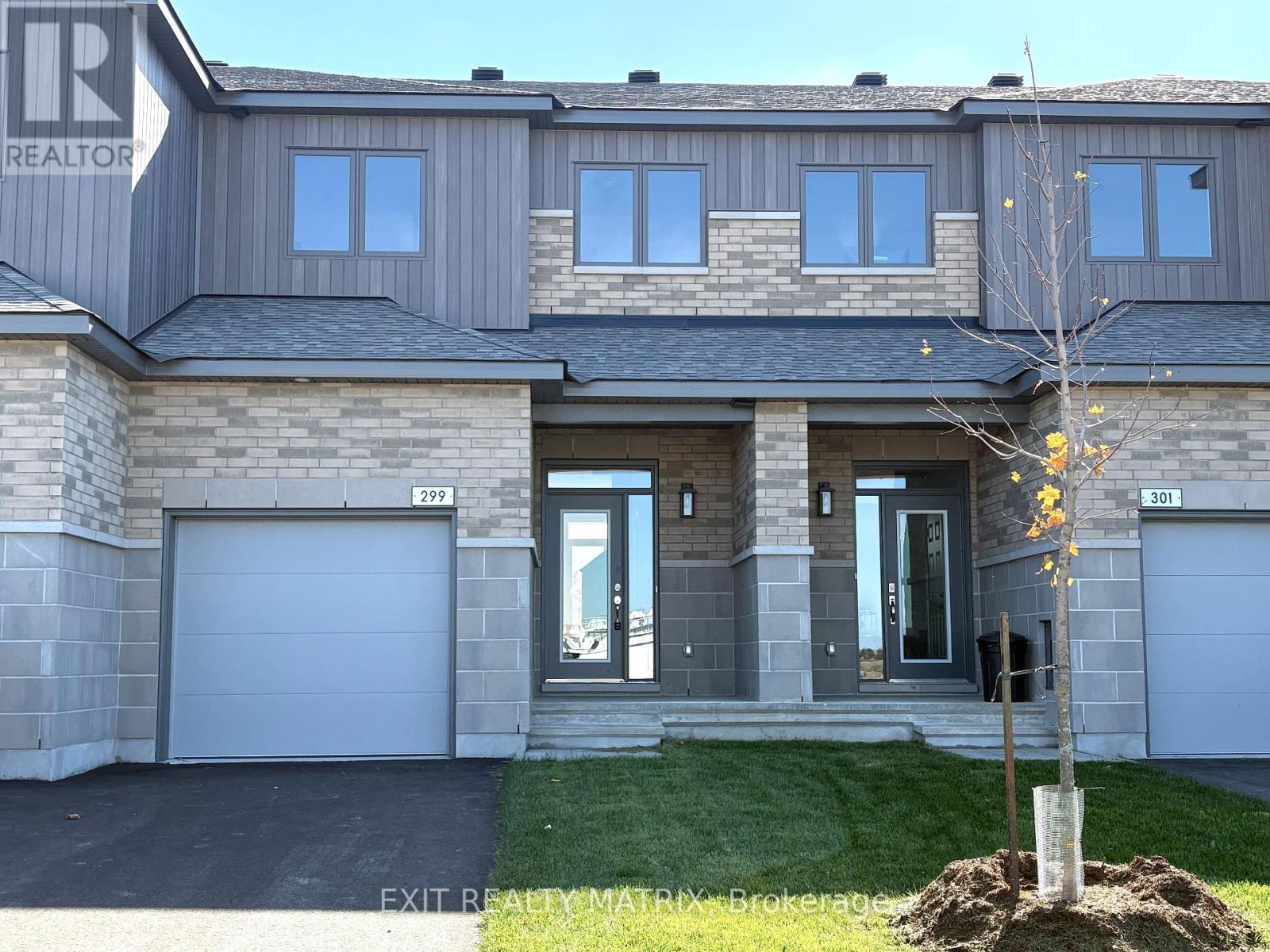 299 Labelle Street, Russell, Ontario  K0A 1W1 - Photo 1 - X12467509
