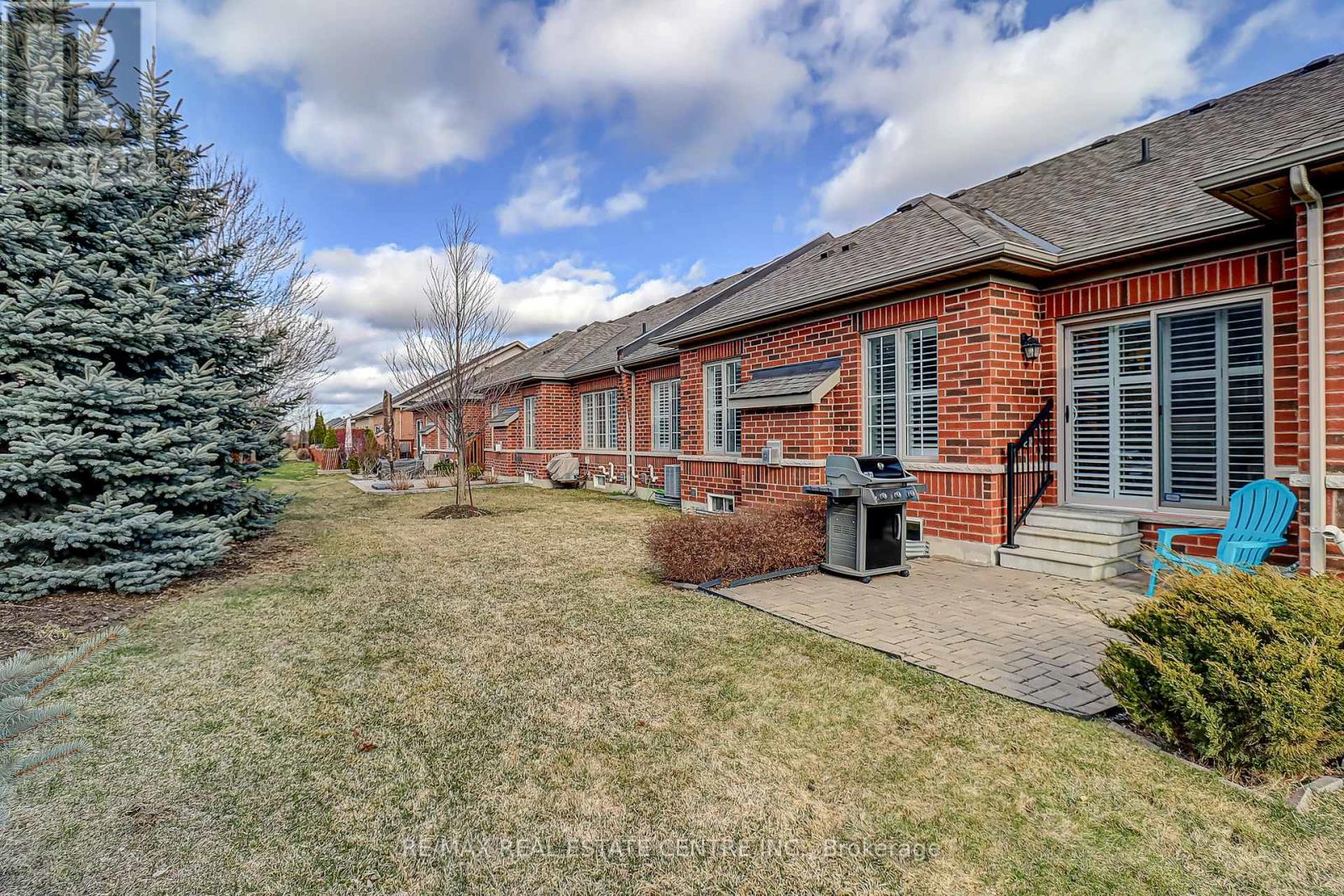 40 Muzzo Drive, Brampton, Ontario  L6R 3W8 - Photo 30 - W12452939