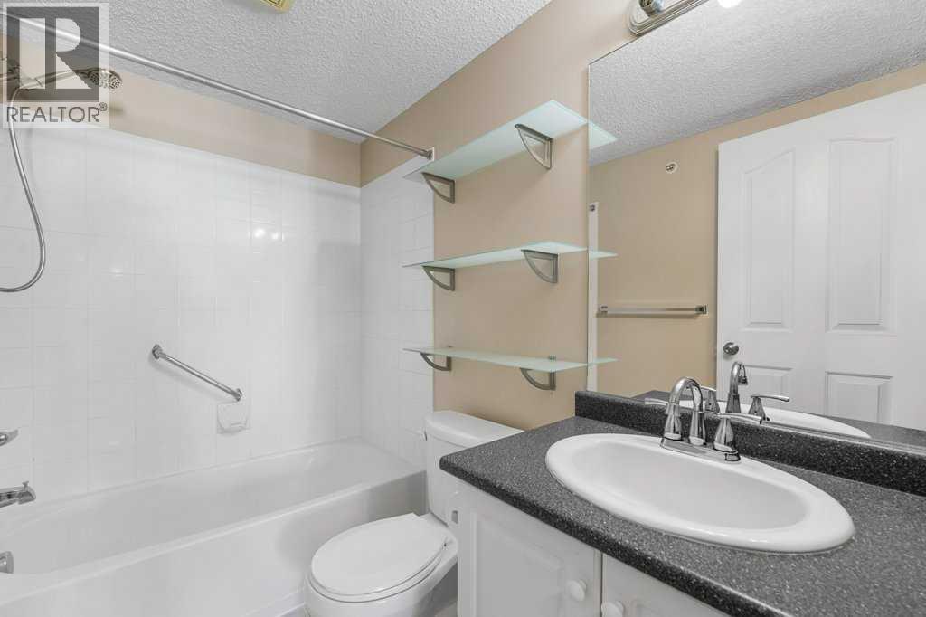 1410, 17 Country Village Bay Ne, Calgary, Alberta  T3K 5J8 - Photo 22 - A2264609