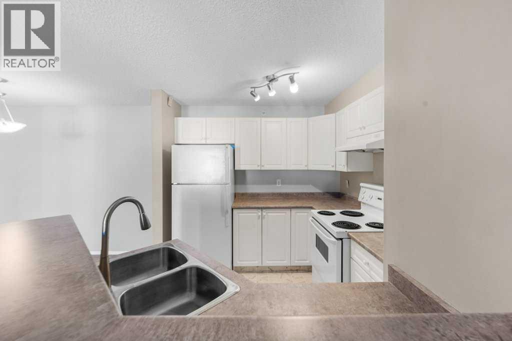 1410, 17 Country Village Bay Ne, Calgary, Alberta  T3K 5J8 - Photo 13 - A2264609