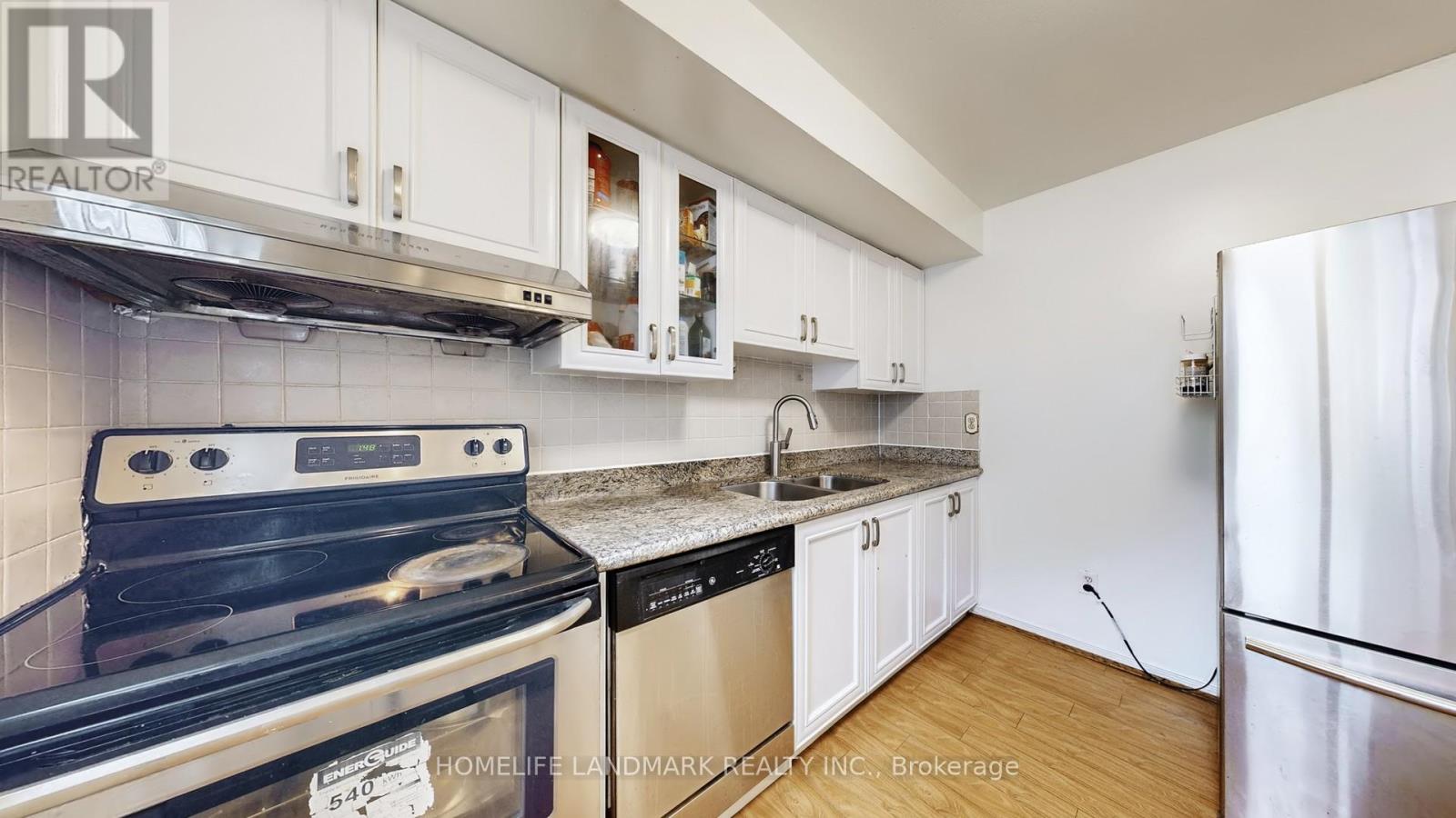 306 Hollyberry Trail, Toronto, Ontario  M2H 2P4 - Photo 10 - C12459500
