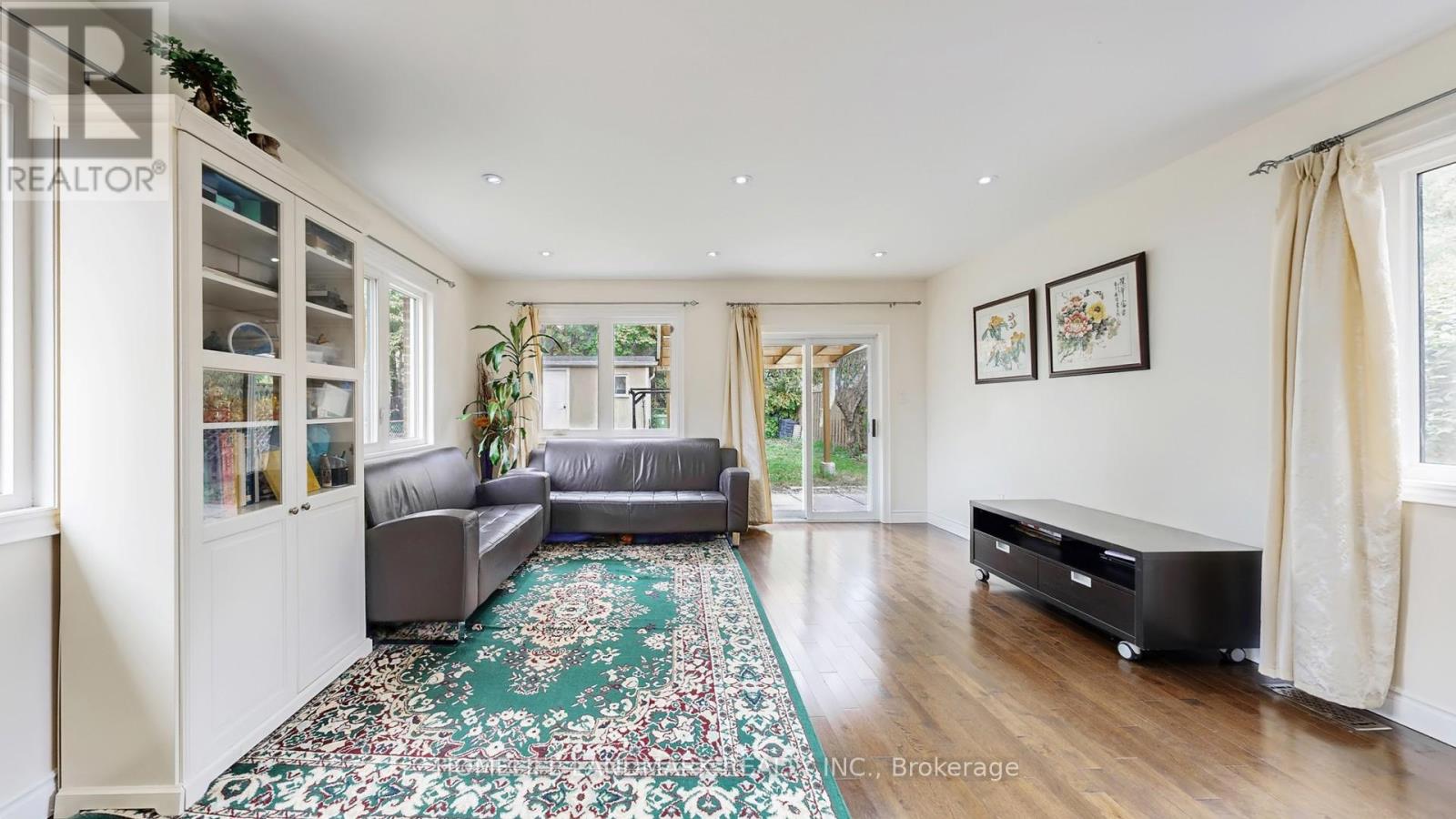 306 Hollyberry Trail, Toronto, Ontario  M2H 2P4 - Photo 13 - C12459500