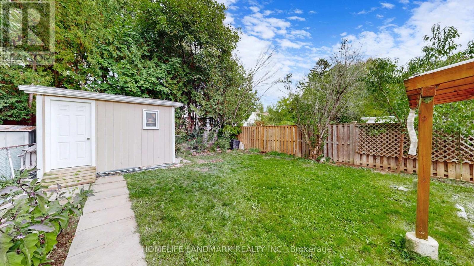 306 Hollyberry Trail, Toronto, Ontario  M2H 2P4 - Photo 46 - C12459500