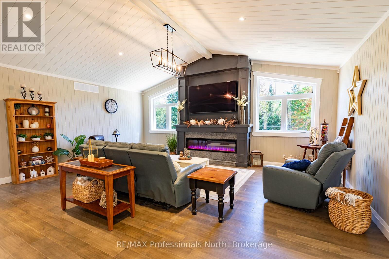 1203 Burlmarie Road, Lake Of Bays (Mclean), Ontario  P0B 1A0 - Photo 14 - X12467511