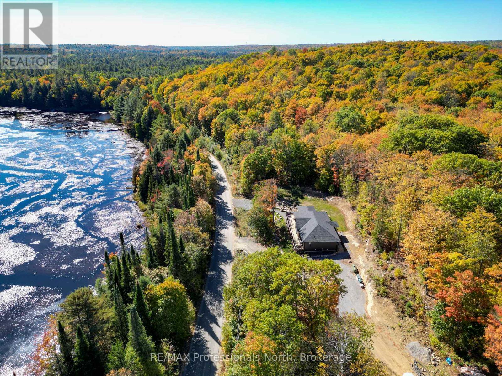 1203 Burlmarie Road, Lake Of Bays (Mclean), Ontario  P0B 1A0 - Photo 3 - X12467511