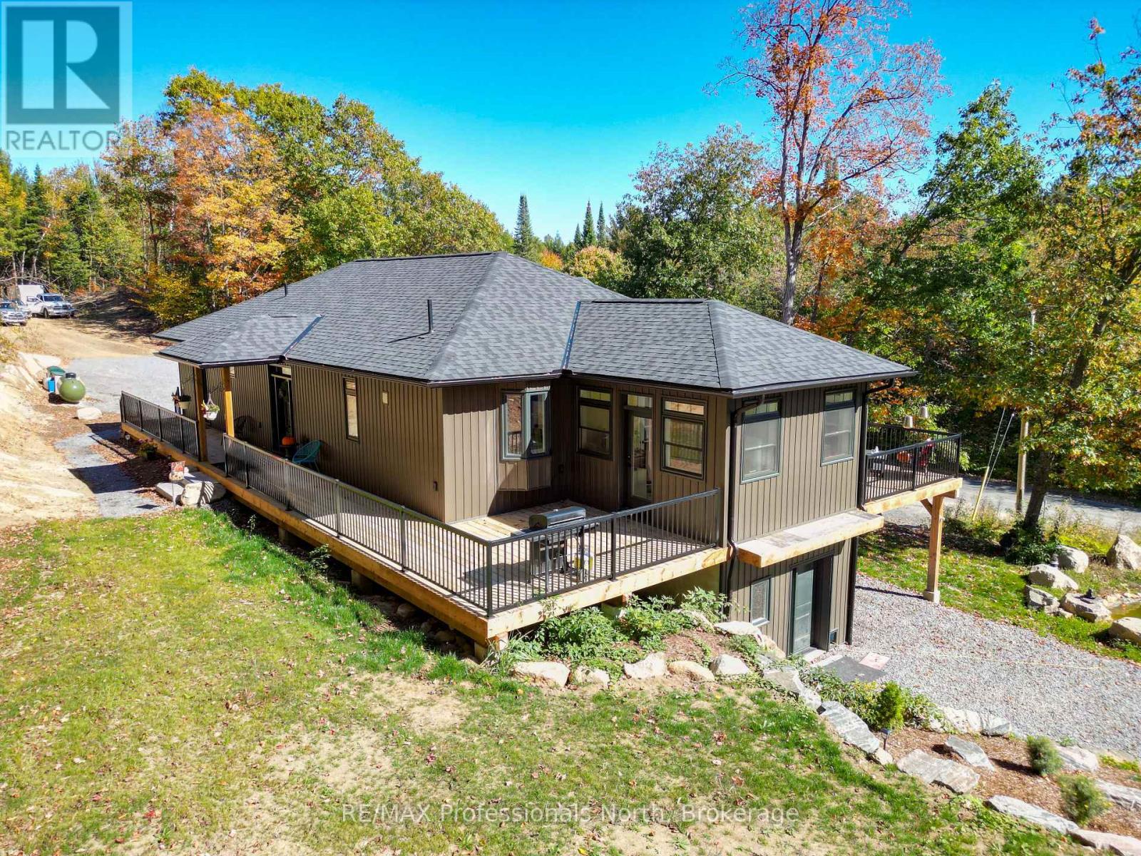 1203 Burlmarie Road, Lake Of Bays (Mclean), Ontario  P0B 1A0 - Photo 35 - X12467511