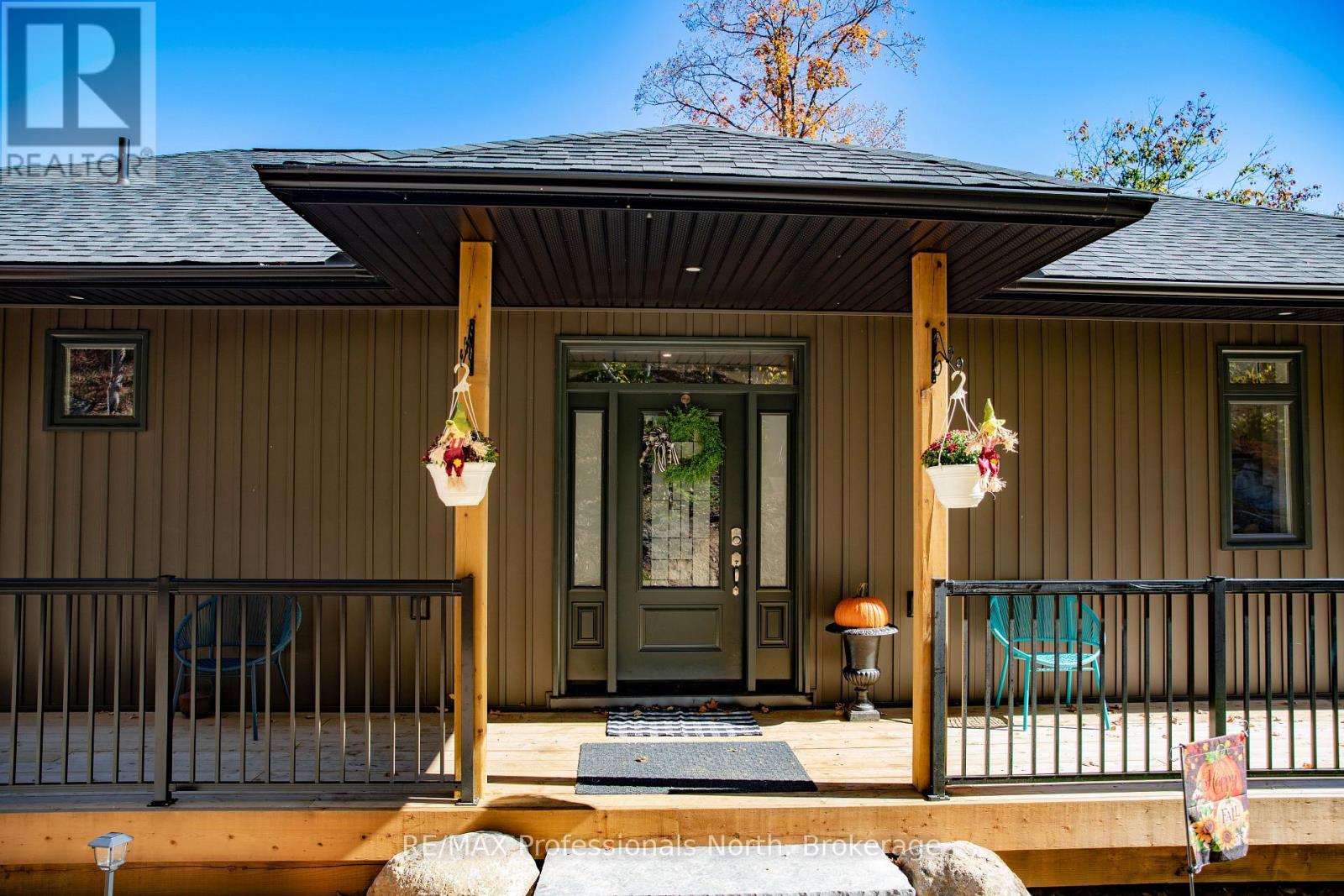 1203 Burlmarie Road, Lake Of Bays (Mclean), Ontario  P0B 1A0 - Photo 5 - X12467511