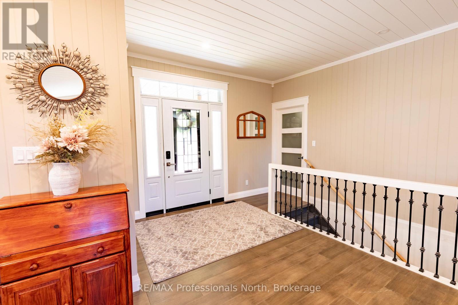 1203 Burlmarie Road, Lake Of Bays (Mclean), Ontario  P0B 1A0 - Photo 6 - X12467511