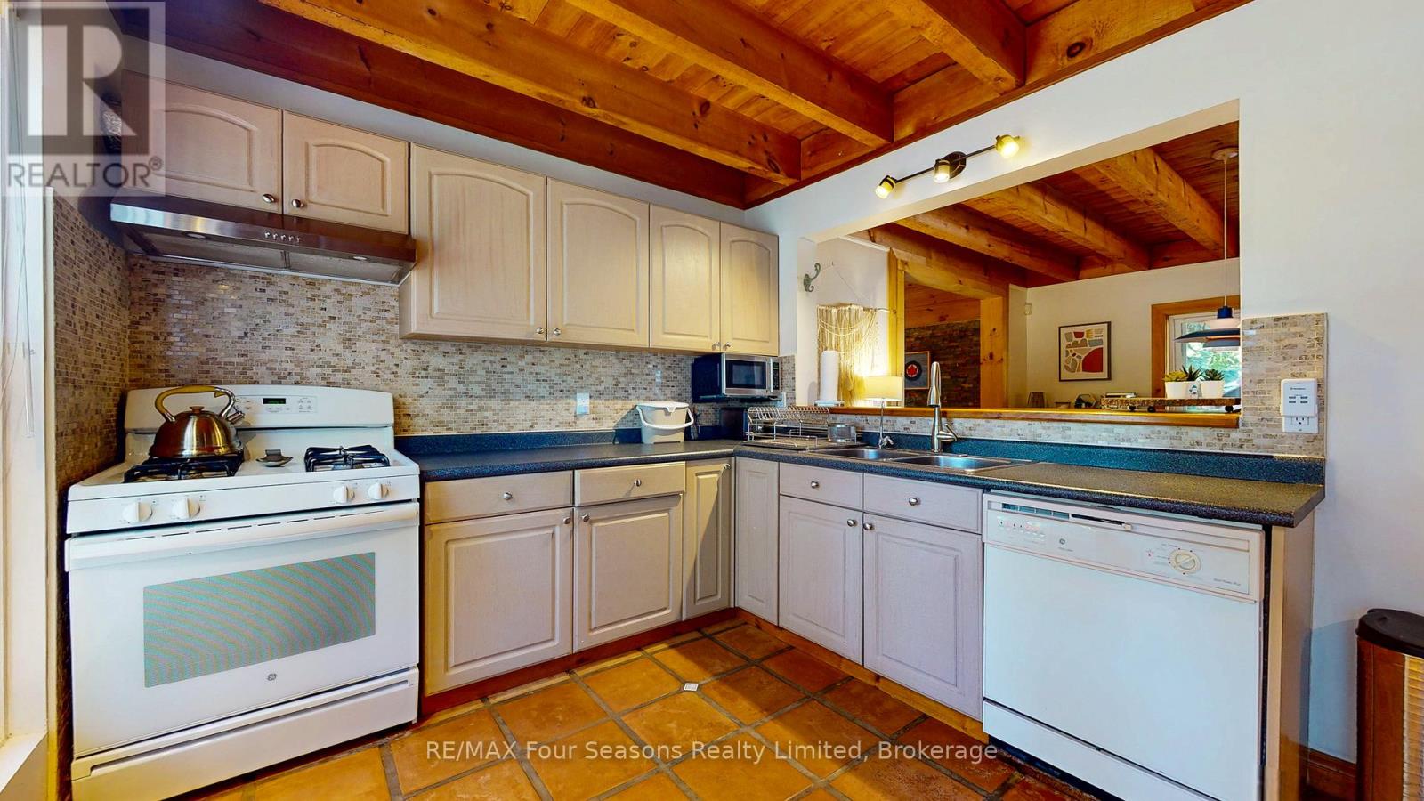 173 Brooker Boulevard, Blue Mountains, Ontario  L9Y 0M2 - Photo 20 - X12467519
