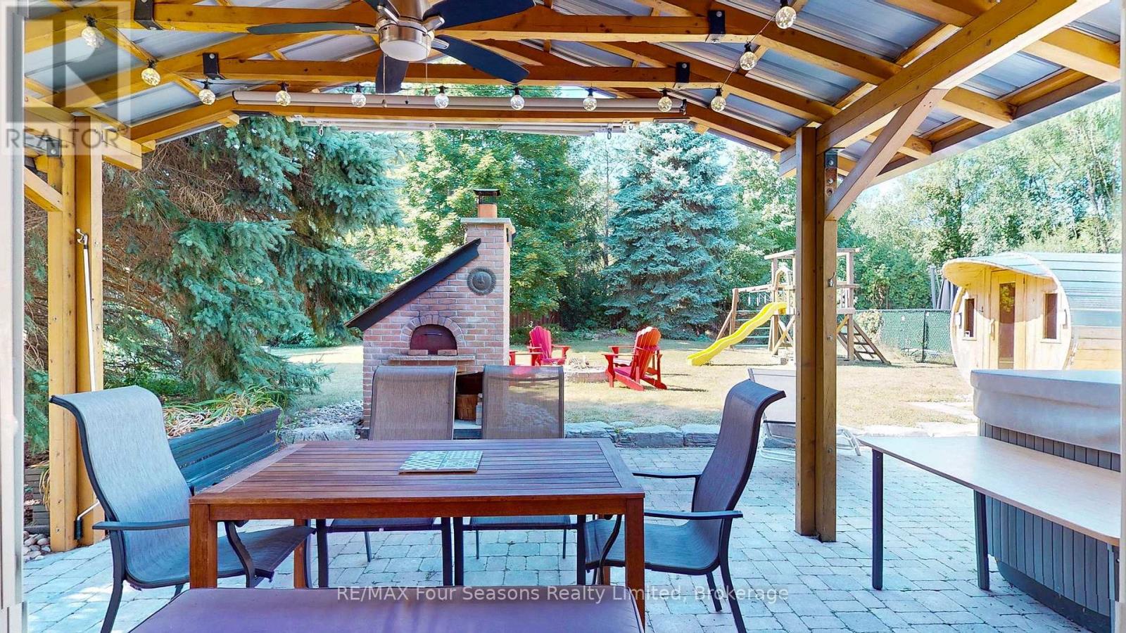 173 Brooker Boulevard, Blue Mountains, Ontario  L9Y 0M2 - Photo 33 - X12467519