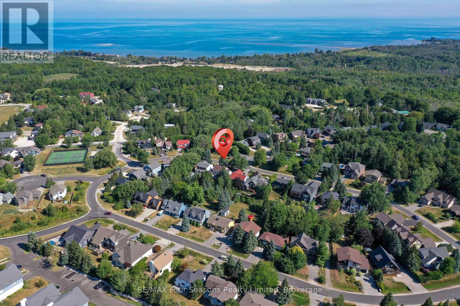 173 Brooker Boulevard, Blue Mountains, Ontario  L9Y 0M2 - Photo 39 - X12467519