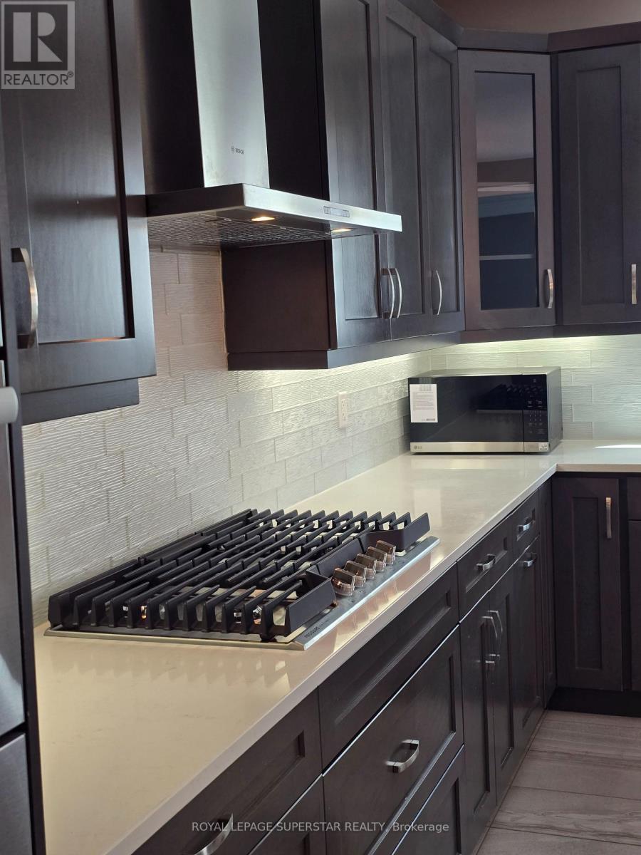 236 Cherryhurst Road, Oakville, Ontario  L6M 0Z7 - Photo 9 - W12397979