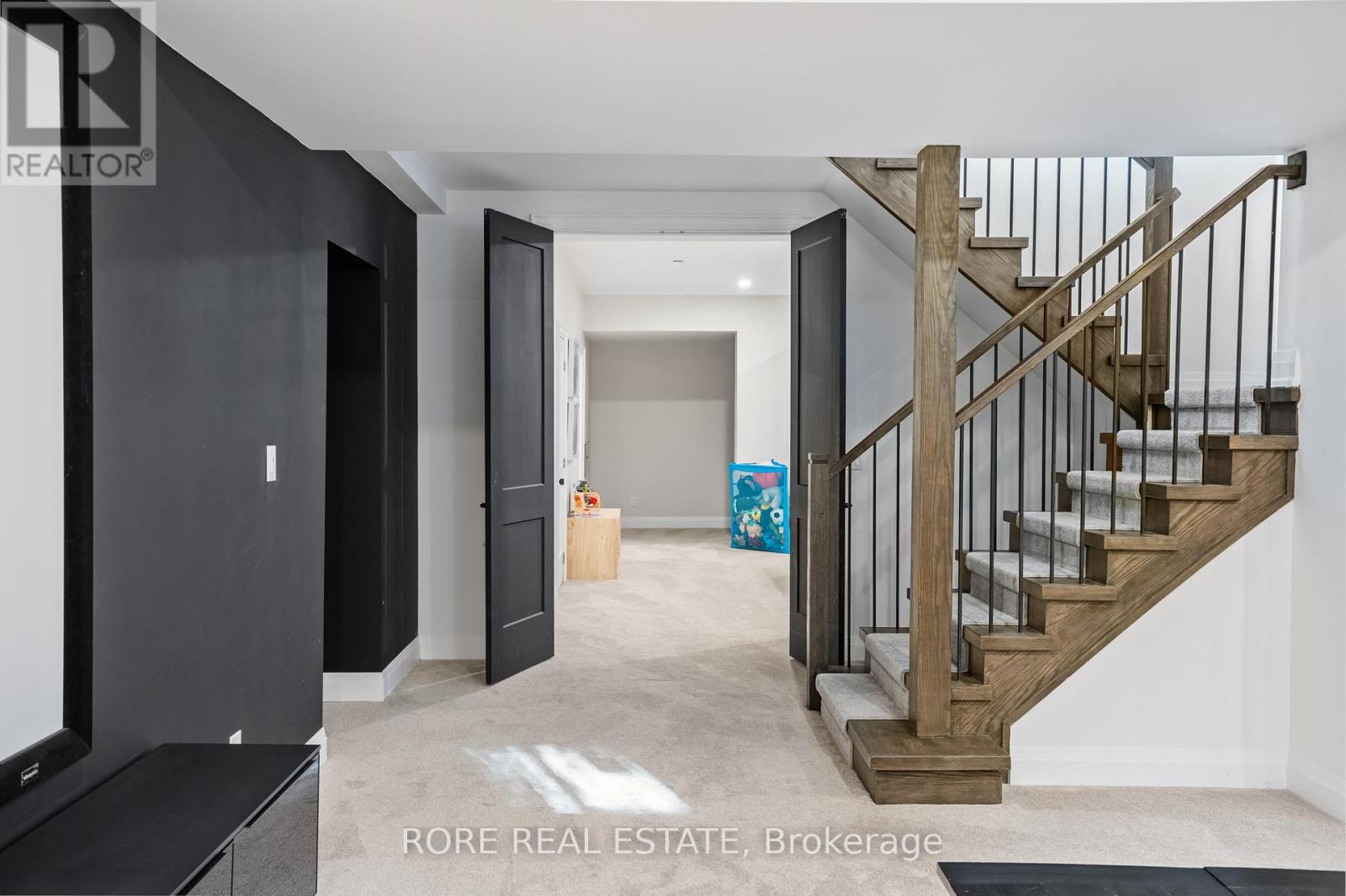 2439 Garrison Road, Fort Erie, Ontario  L0S 1N0 - Photo 26 - X12467515