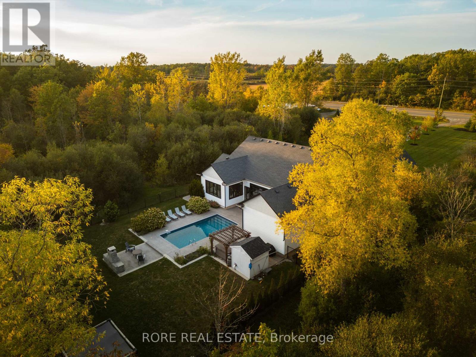2439 Garrison Road, Fort Erie, Ontario  L0S 1N0 - Photo 35 - X12467515