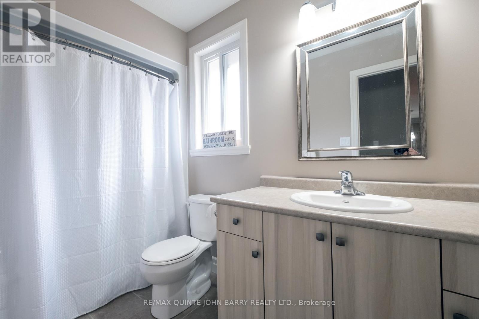 79 Cortland Crescent, Quinte West, Ontario  K8V 0E9 - Photo 13 - X12132816